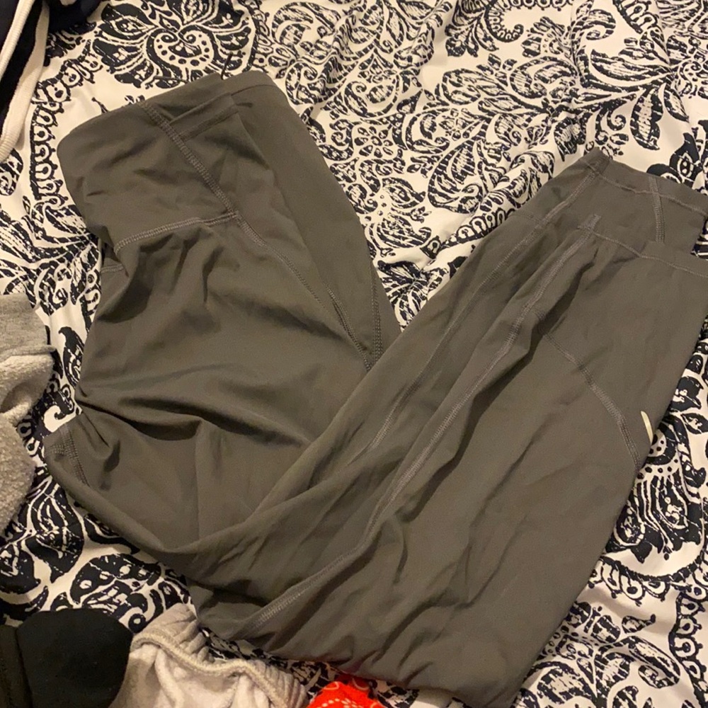 Workout pants